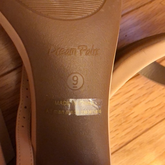 COPY - COPY - Nude Dream Pairs Ankle Strap Pump - Picture 5 of 6